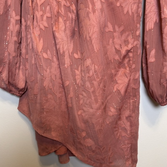 Lulus Mauve Long  Sleeved Floral Flirty Sparkly Lined Mini Dress Size M - Picture 5 of 16